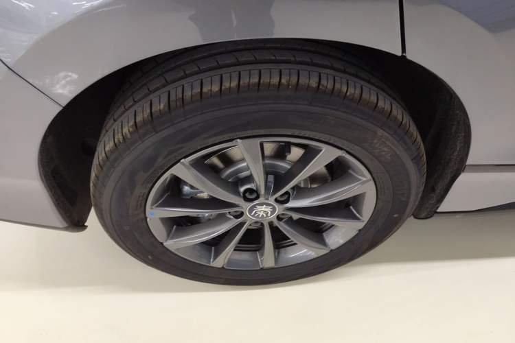 Used BYD Qin L 2025 EV 470KM Leading Edition
