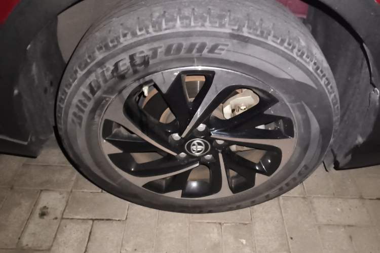 Used Toyota IZOA 2018 2.0L Yichi Edition China V Standard