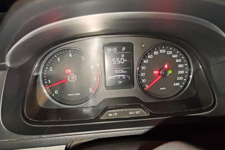 Used Volkswagen Gran Lavida 2013 1.4 TSI Automatic Comfort Model
