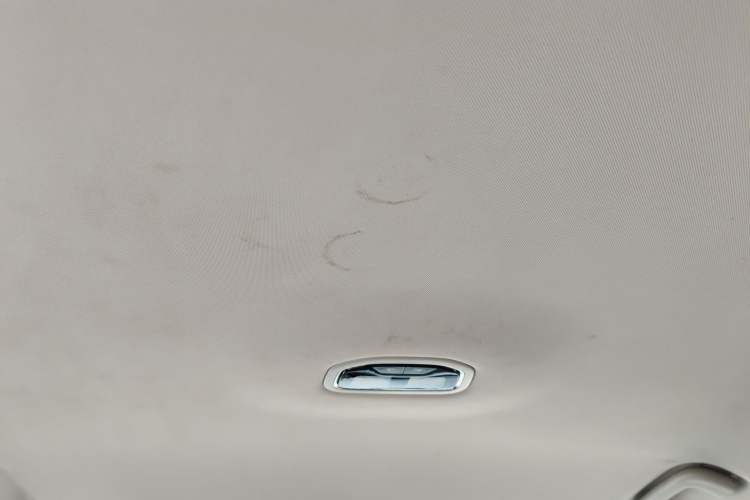 Used Geely Auto Emgrand 2019 Leading Edition 1.5L Manual Luxury Model China VI Standard
