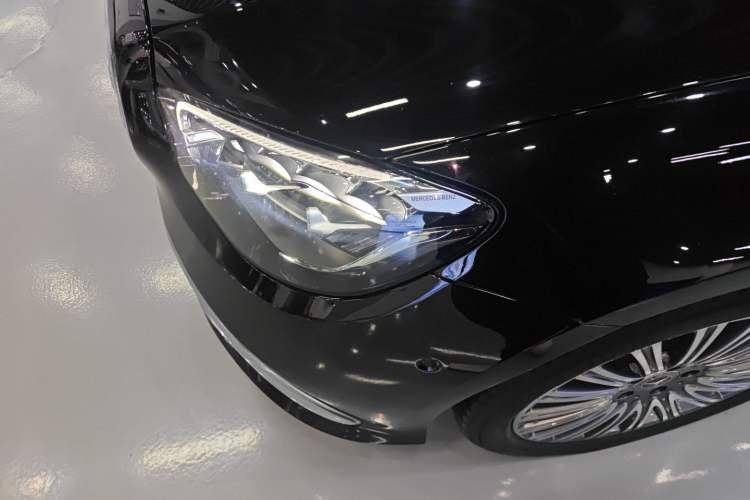 Used Mercedes-Benz E-Class 2022 Second Facelift E 300 L Luxury Edition