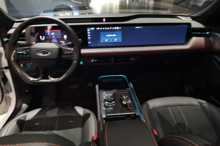 Used Ford Mondeo 2023 EcoBoost 245 Ultimate Model
