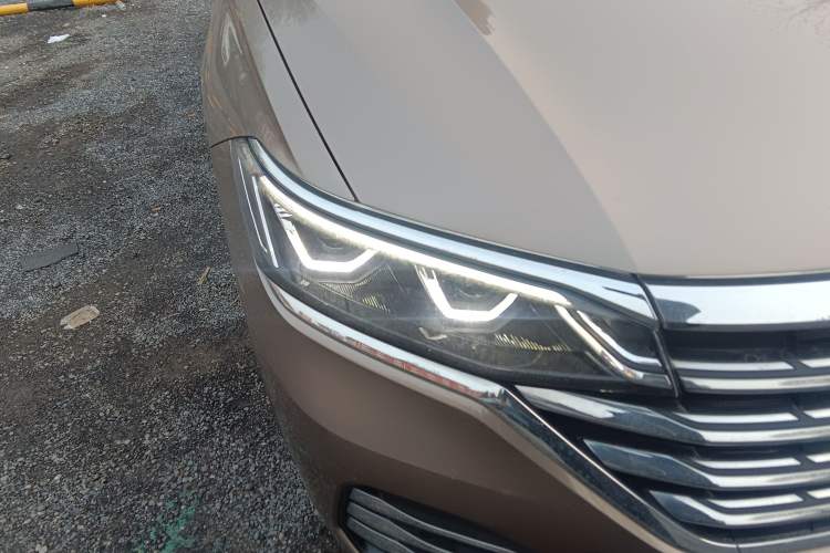 Used Volkswagen Viloran 2020 380TSI Prestige Edition
