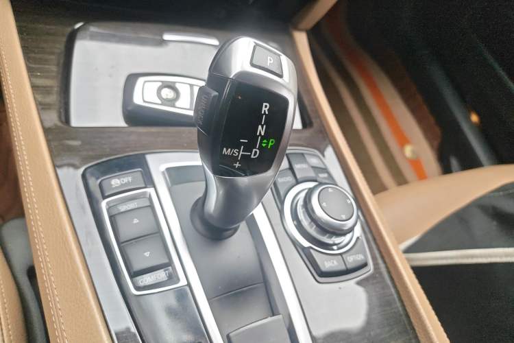 Used BMW 7 Series 2011 730Li Elegant Model Gear Lever