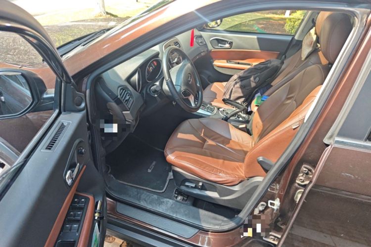 Used GAC Trumpchi GS5 2013 1.8T Automatic Two-Wheel Drive Elite Edition Driver Seat