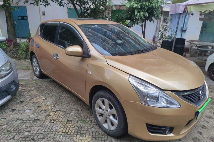Used Nissan Tiida 2011 1.6L CVT Smart Version
