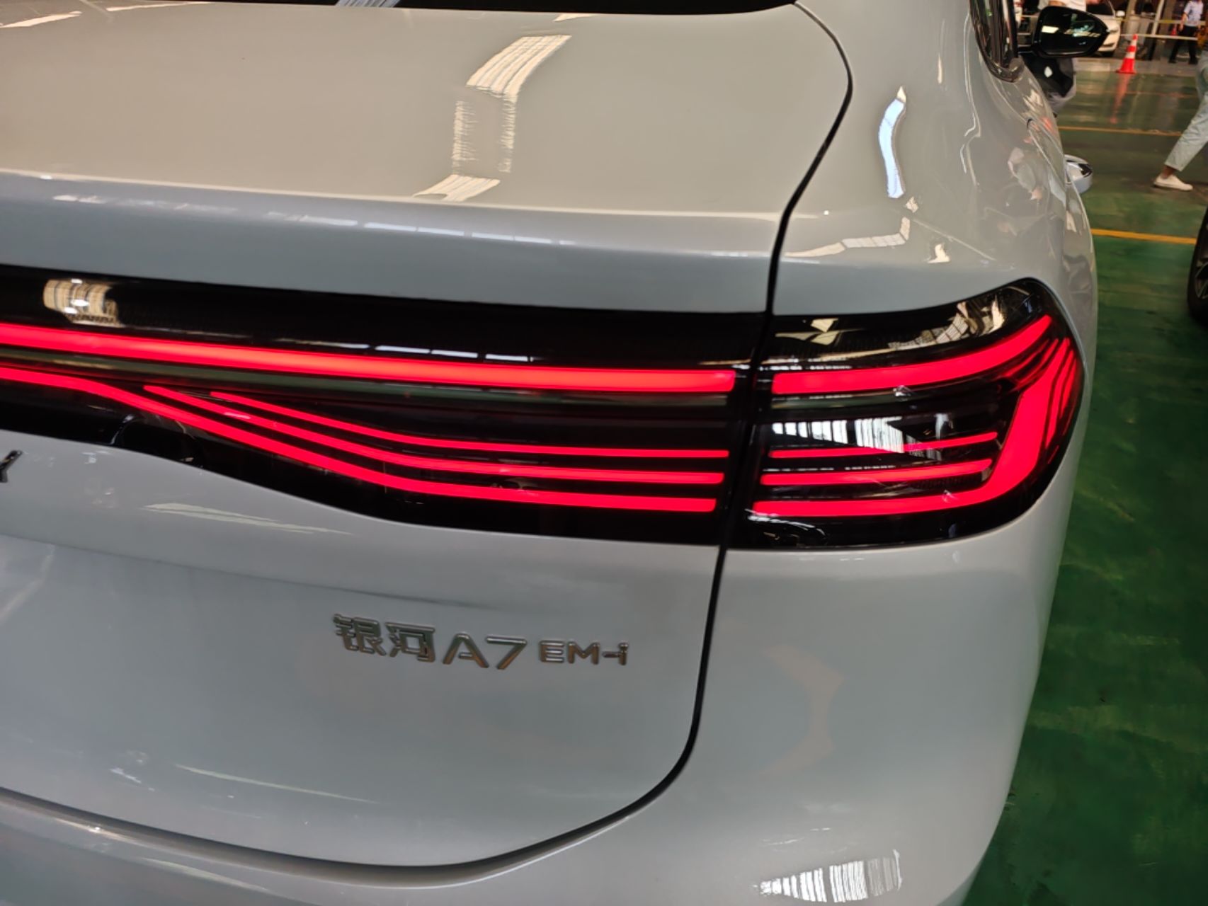 Geely Galaxy A7 2025 Model EM-i 150km Exploration+ Edition — снимка 9