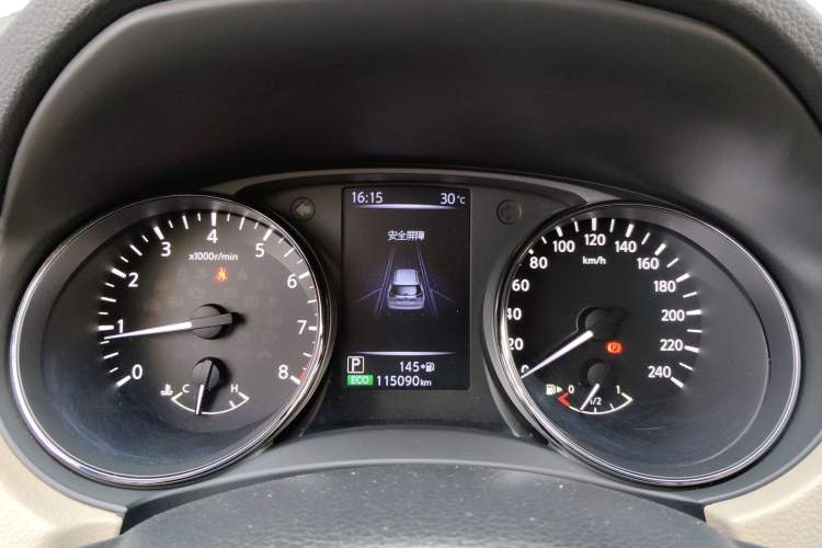 Used Nissan X-Trail 2019 2.0L CVT Smart Connect Comfort Edition 2WD Instrument Cluster