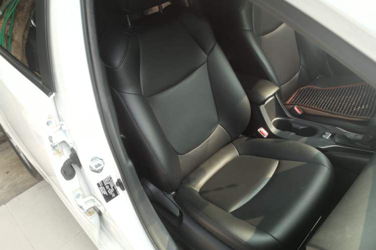 Used Toyota Corolla 2021 Dual-Motor 1.8L E-CVT Elite Edition
