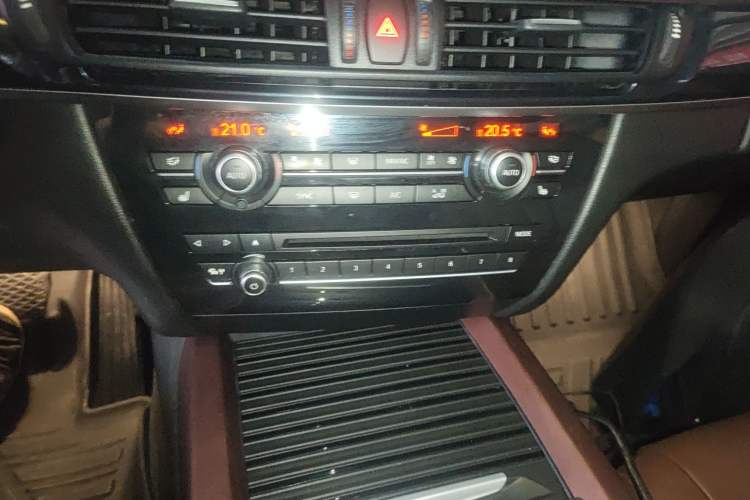 Used BMW X5 2015 xDrive35i Middle East version