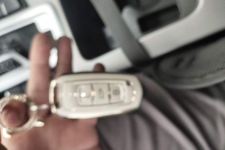 Used Geely Auto Emgrand GL 2018 1.4T DCT Elite Smart Connectivity Version Interior 1