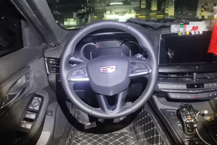 Used Cadillac CT5 2022 28T Luxury Version (Standard Edition) Steering Wheel