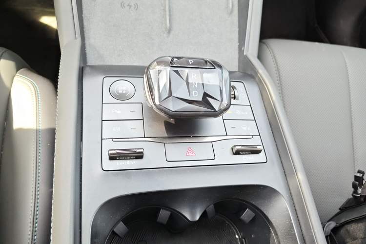 Used BYD Qin L 2025 DM-i Smart Drive 120KM Superior Model
