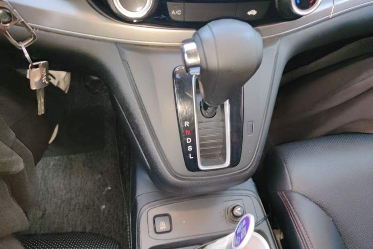 Used Honda CR-V 2016 2.0L Two-Wheel Drive Classic Edition