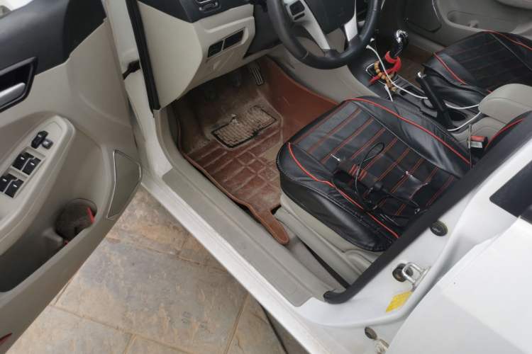 Used Geely Auto Vision 2015 1.5L Manual Elite Model Driver Seat