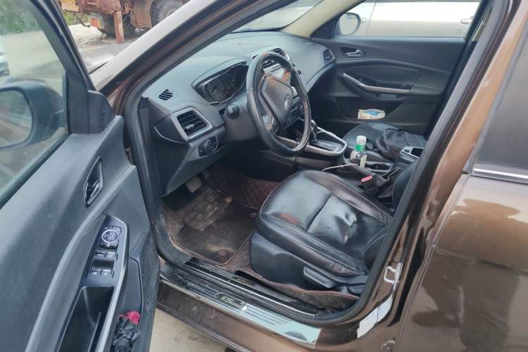 Used Ford Escort 2017 Happiness Edition 1.5L Automatic Fashion Version
