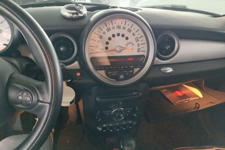Used MINI 2011 1.6L COOPER Fun Audio And AC Panel