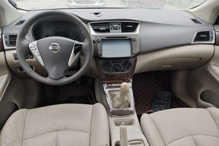 Used Nissan Sylphy 2012 1.6 XL Manual Luxury Edition