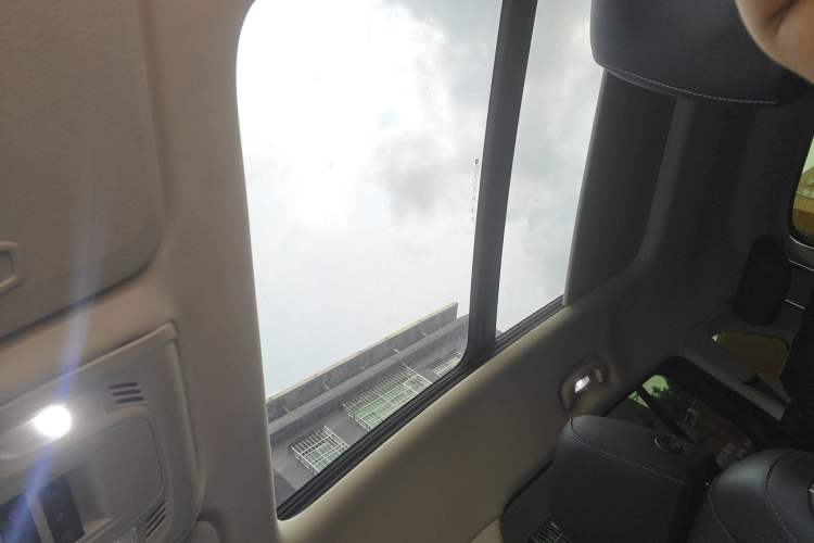 Used Buick Envision 2021 Encore Plus 652T Five-Seat Luxury Model
