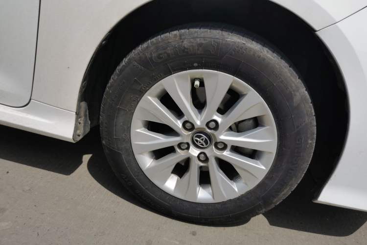 Used Toyota Corolla 2021 Dual-Engine 1.8L E-CVT Pioneer Edition Right Front Wheel Hub