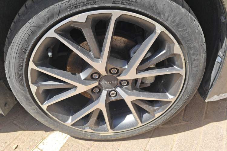 Used Lynk & Co 03 2022 2.0TD DCT JingPro Exterior 1