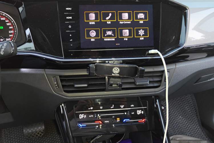 Used Volkswagen Tayron 2021 280TSI Two-Wheel Drive Luxury Smart Connectivity Version
