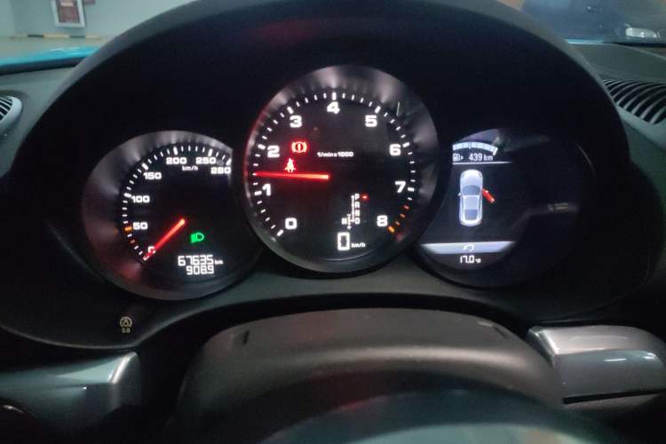 Used Porsche 718 2018 Cayman 2.0T
