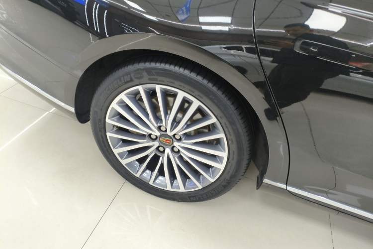 Used Hongqi H9 2020 2.0T Smart Connect Flagship Edition Right Rear Wheel Hub