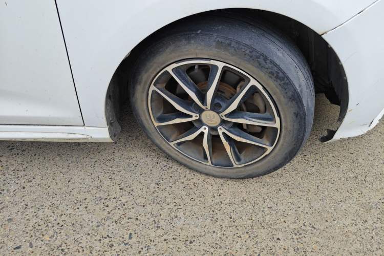 Used BYD Song MAX 2017 1.5T Automatic Smart Connect Elite 7-Seater
