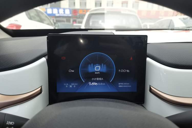 Used Dongfeng NAMMI BOX 2022 Light Wind Edition 201KM Lightning Model Instrument Cluster
