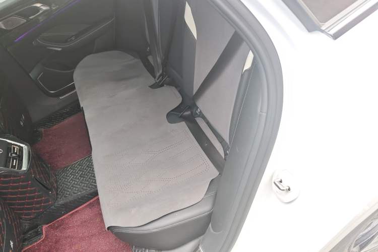 Used Hongqi H6 2023 2.0T ZhiShang Version