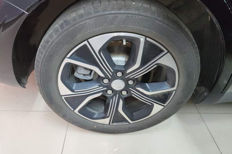 Used Hongqi E-QM5 2023 Revised Version Basic Travel Edition
