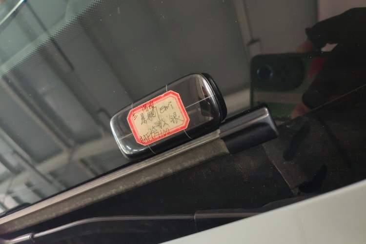 Used Geely Galaxy Xingjian 7 EM-i 2025 120km Flagship Edition
