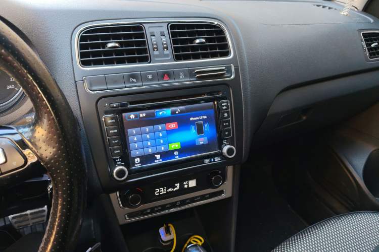 Used Volkswagen Polo 2014 1.6L Cross Polo Automatic