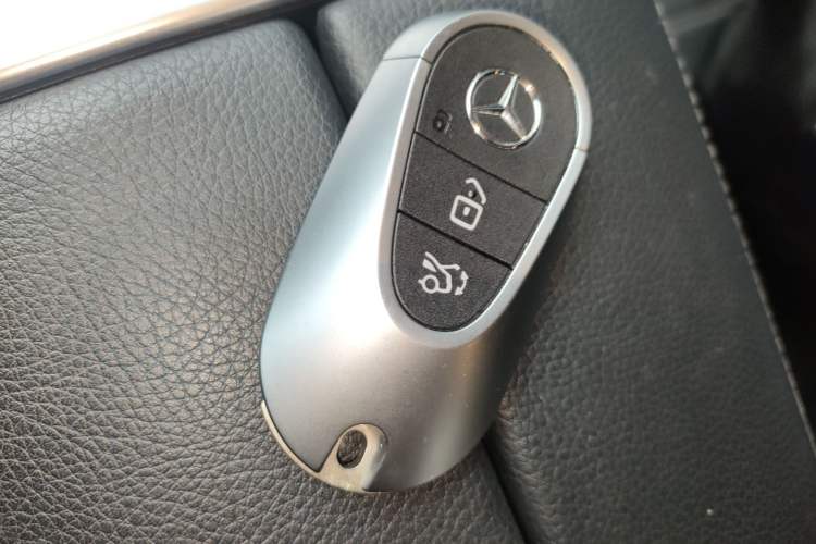 Used Mercedes-Benz C-Class 2023 Second Facelift C 260 L Sport Edition
