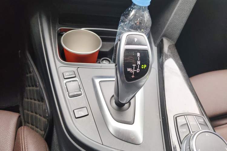 Used BMW 3 Series 2019 320Li M Sport Night Edition Gear Lever