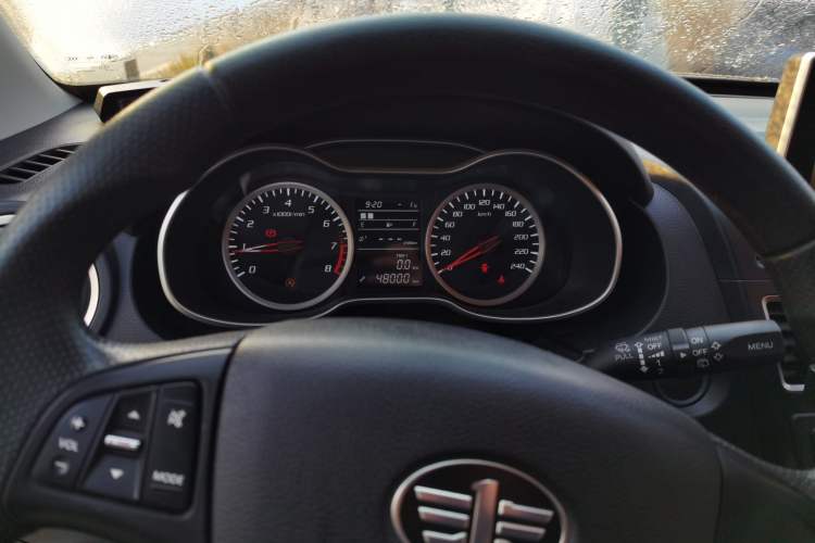 Used Bestune X40 2017 1.6L Manual Luxury Edition
