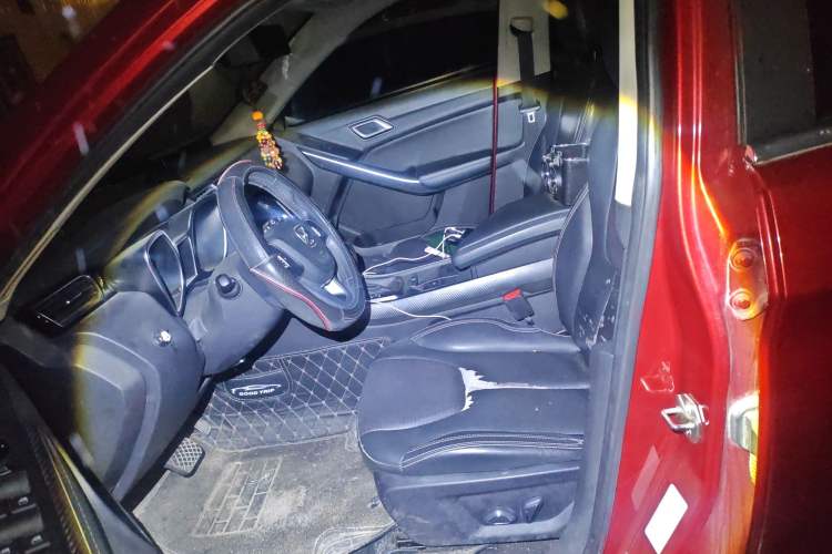 Used JMC Yusheng S330 2016 1.5L GTDi Automatic Two-Wheel Drive Fashion Edition Left Front Seat