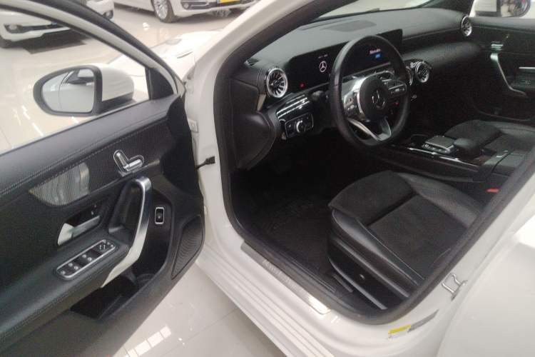 Used Mercedes-Benz A-Class 2021 A 200 L Sport Sedan Fashion Model Driver Seat