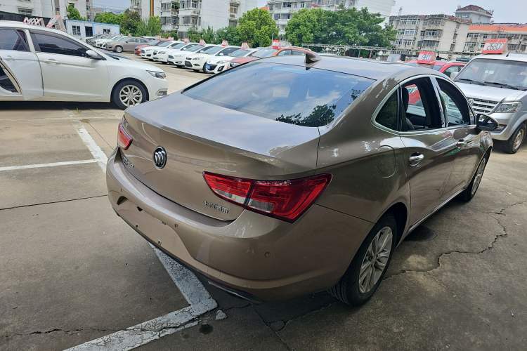 Used Buick Verano 2019 Sedan 20T Dual-Clutch Luxury Model
