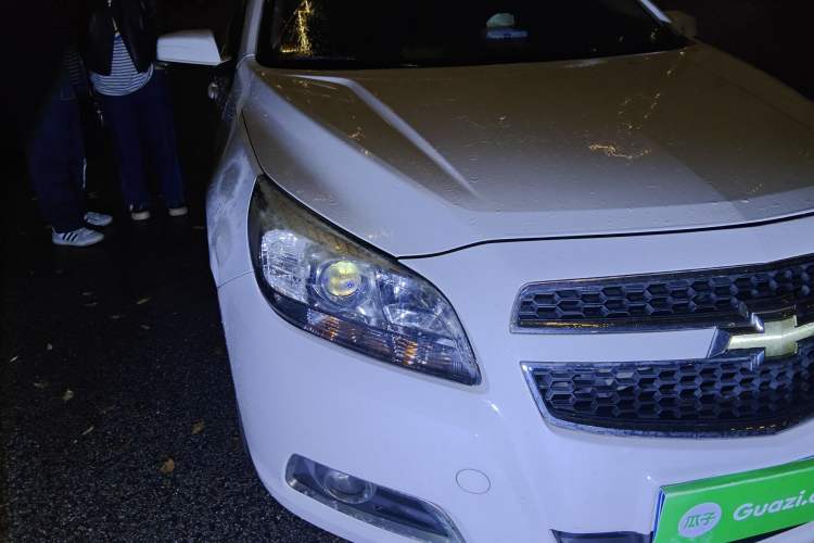 Used Chevrolet Malibu 2012 2.4L Automatic Luxury Edition Right Front Headlight