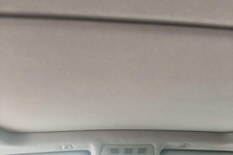 Used BMW X3 2011 xDrive28i Luxury Model Headliner