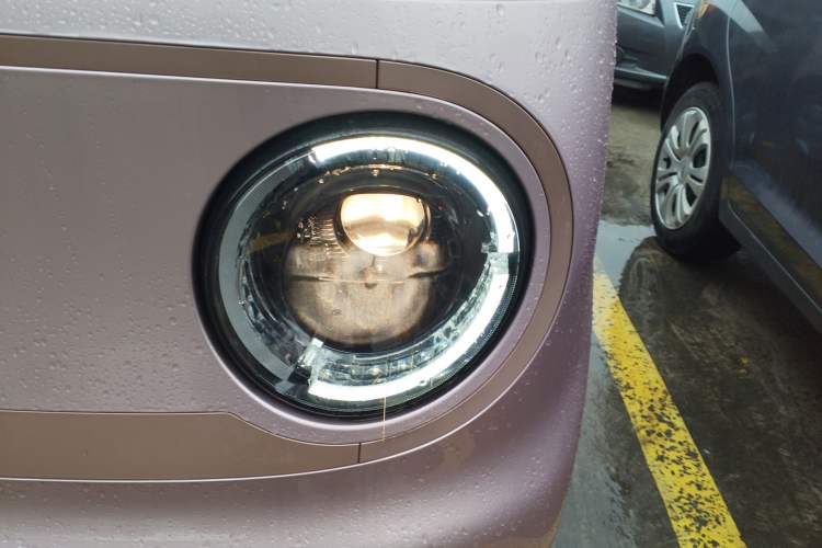 Used Geely Galaxy Panda 2024 Panda Mini 200km Endurance Bear
