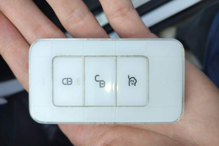 Used BYD Tang New Energy 2018 DM 2.0T All-Wheel Drive Smart Connectivity Luxury Model 7 Seats China V Emission Standard