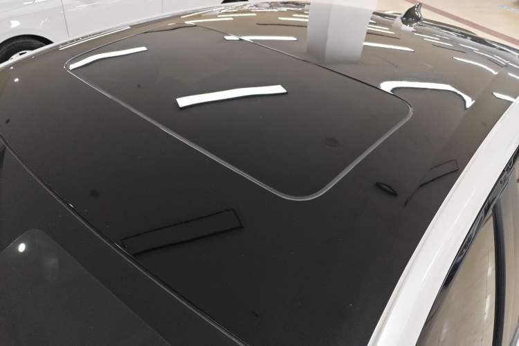 Used Buick Verano 2023 Pro GS Hunter Wind Edition Roof