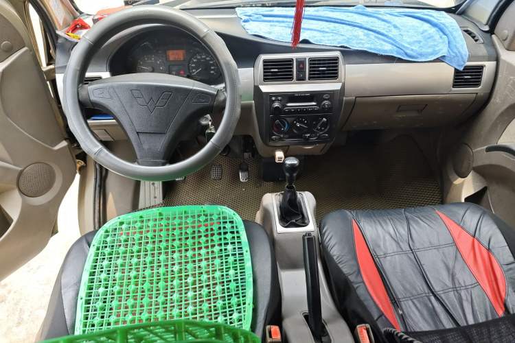 Used Wuling Rongguang 2011 1.2L Standard Version