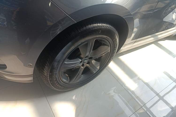 Used Land Rover Range Rover Velar 2021 P250 model
