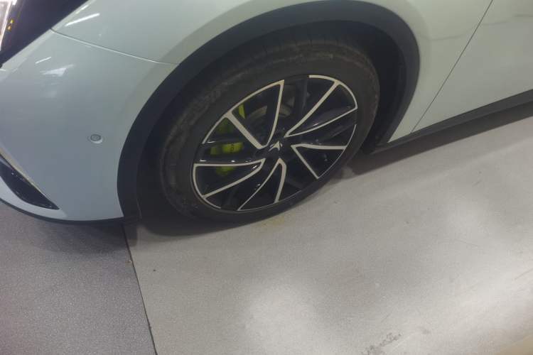 Used ARCFOX Alpha S5 2024 560MAX 185kW
