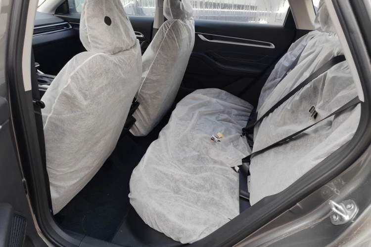 Used Geely Auto Emgrand 2026 Model 4th Generation 4 Millionth Anniversary Edition 1.5L CVT Feiyue Edition