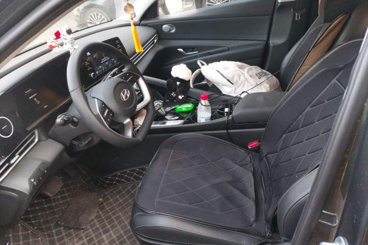 Used Hyundai Elantra 2023 1.5L CVT GLX Elite Edition Left Front Seat